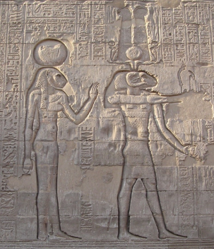 Gli sposi Menhit e Khnum, Tempio di Esna, Egitto.